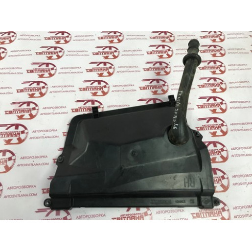 Жабо праве Renault Trafic III 2014-2021 668620201R